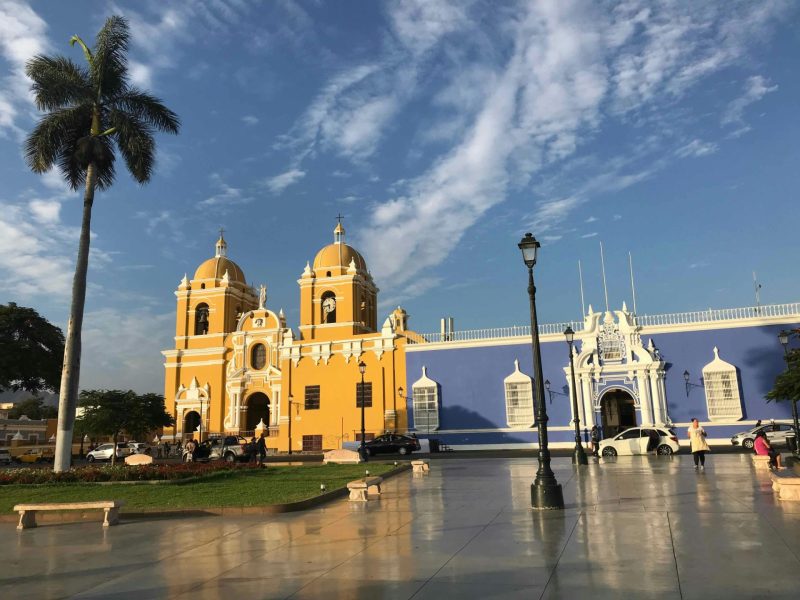 Peru-Catedral de Trujillo Peru-1920x1440