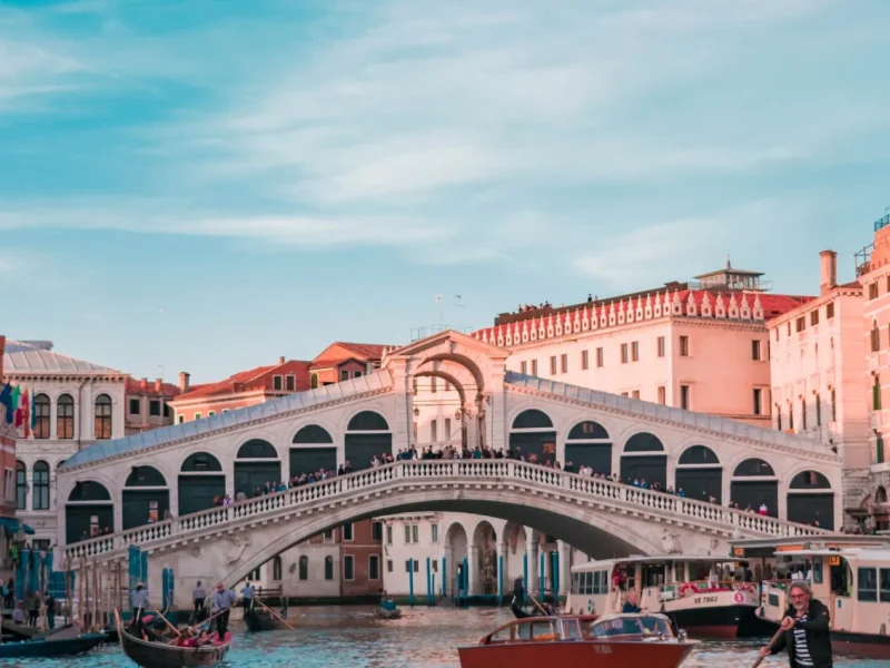 Italia - Puente de Rialto Venecia-1266x1920