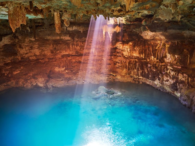 Mexico - cenote-samula-sinkhole-valladolid-mexico-1920x1281